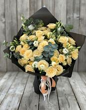 Букет цветов из:  Розы и Лизиантусы в Новый Рогачик