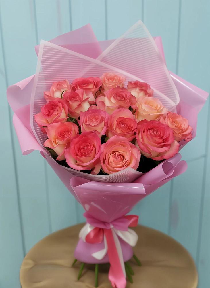 Букет 15 Розовых роз Равель в Новый Рогачик