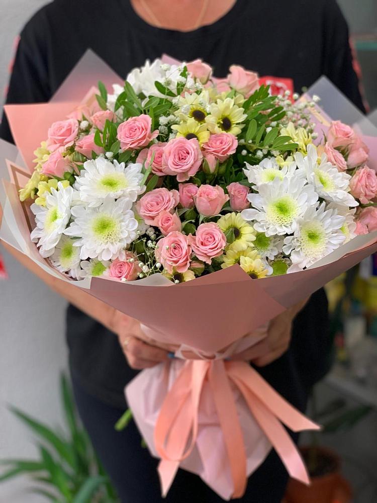 Букет цветов из: Розы и Хризантемы в Новый Рогачик
