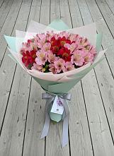 Букет цветов из:  Альстромерии в Новый Рогачик