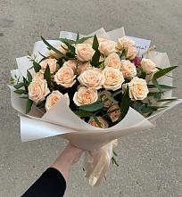 Букет Кремовые розы Латте в Новый Рогачик