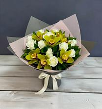 Букет цветов из:  Орхидеи и Розы в Новый Рогачик