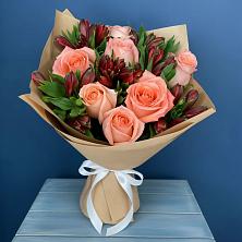 Букет цветов из:  Розы и Альстромерии в Новый Рогачик