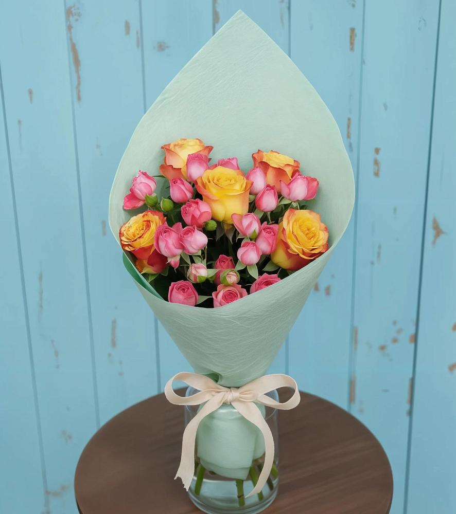 Букет цветов из: Розы в Новый Рогачик