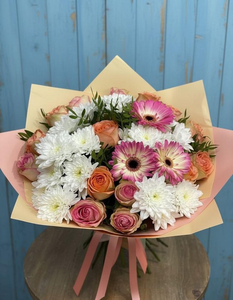 Букет цветов из: Розы, Герберы и Хризантемы в Новый Рогачик