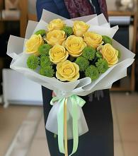Букет цветов из:  Хризантемы и Розы в Новый Рогачик