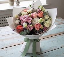 Букет цветов из:  Розы, Лизиантусы и Гвоздики в Новый Рогачик