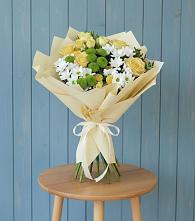 Букет цветов из:  Хризантемы и Розы в Новый Рогачик