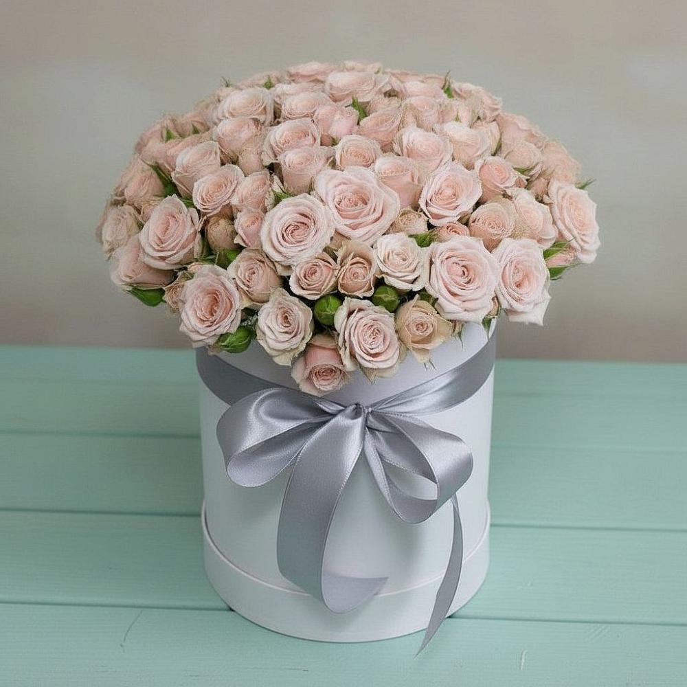 Цветочная композиция из Розы в шляпной коробке в Новый Рогачик